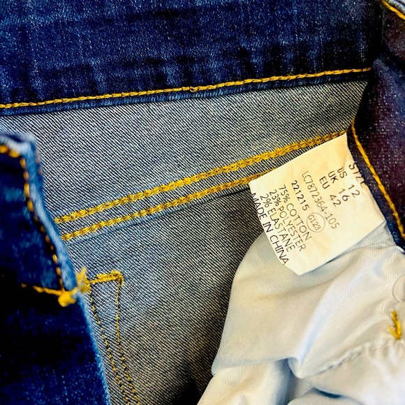 GRAPENT Jeans, High Waisted Distressed Straight Leg Ripped, Size 12 - Picture 3 of 6